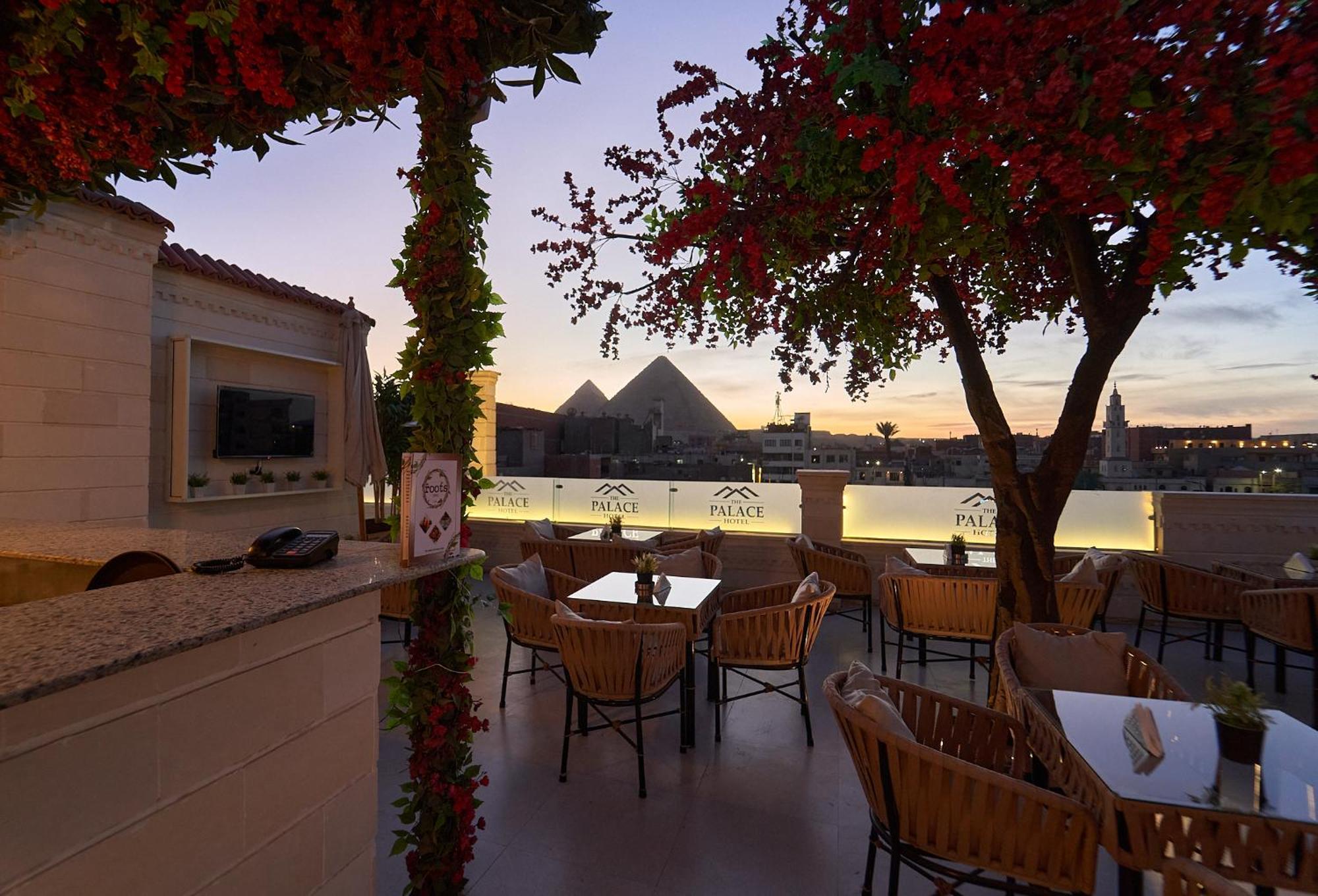 The Palace Pyramids Inn Nazlet el-Sîsi Exterior photo