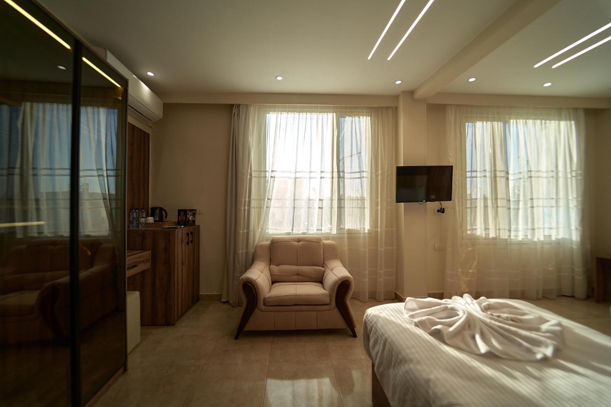The Palace Pyramids Inn Nazlet el-Sîsi Exterior photo