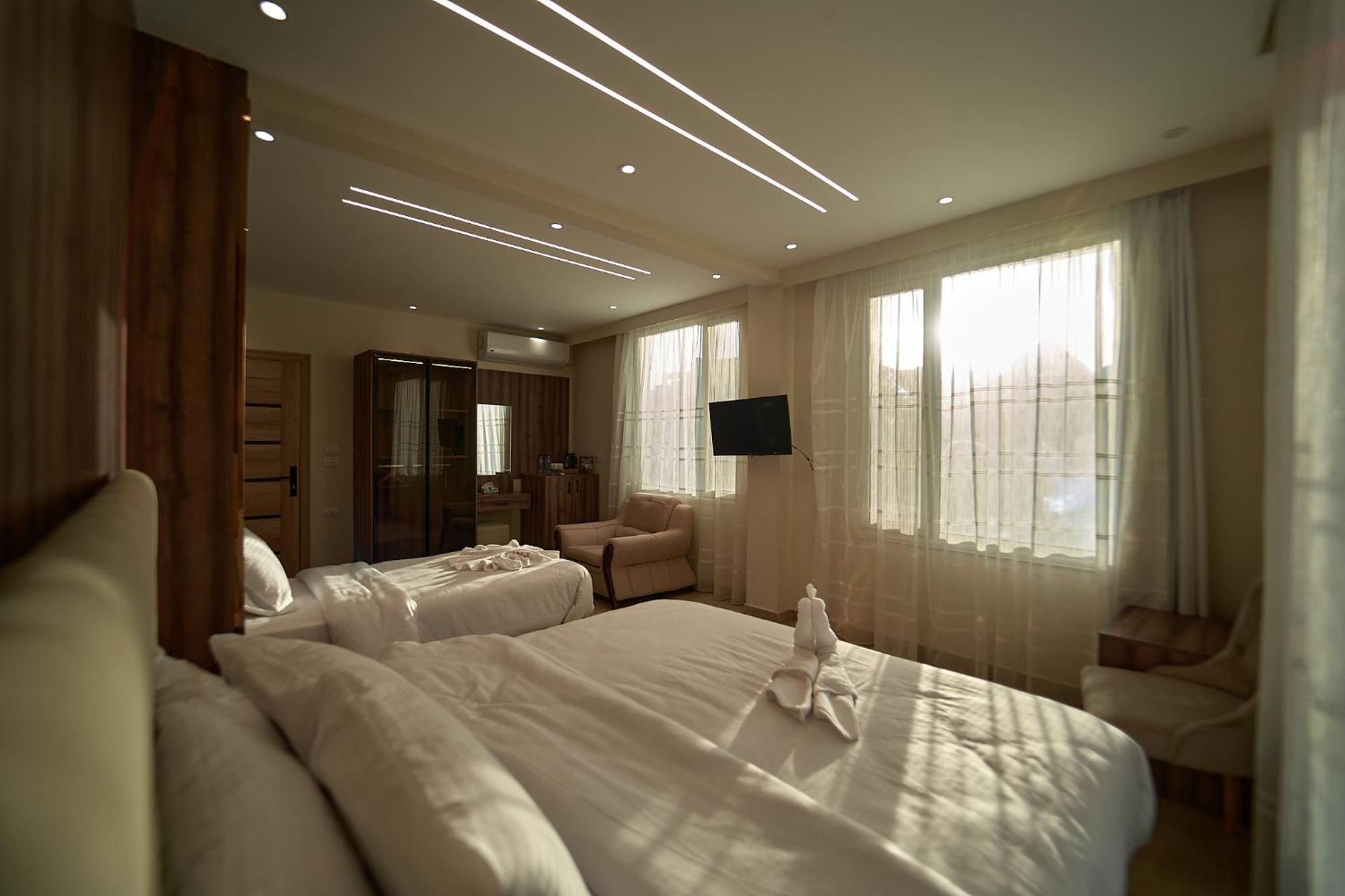 The Palace Pyramids Inn Nazlet el-Sîsi Exterior photo