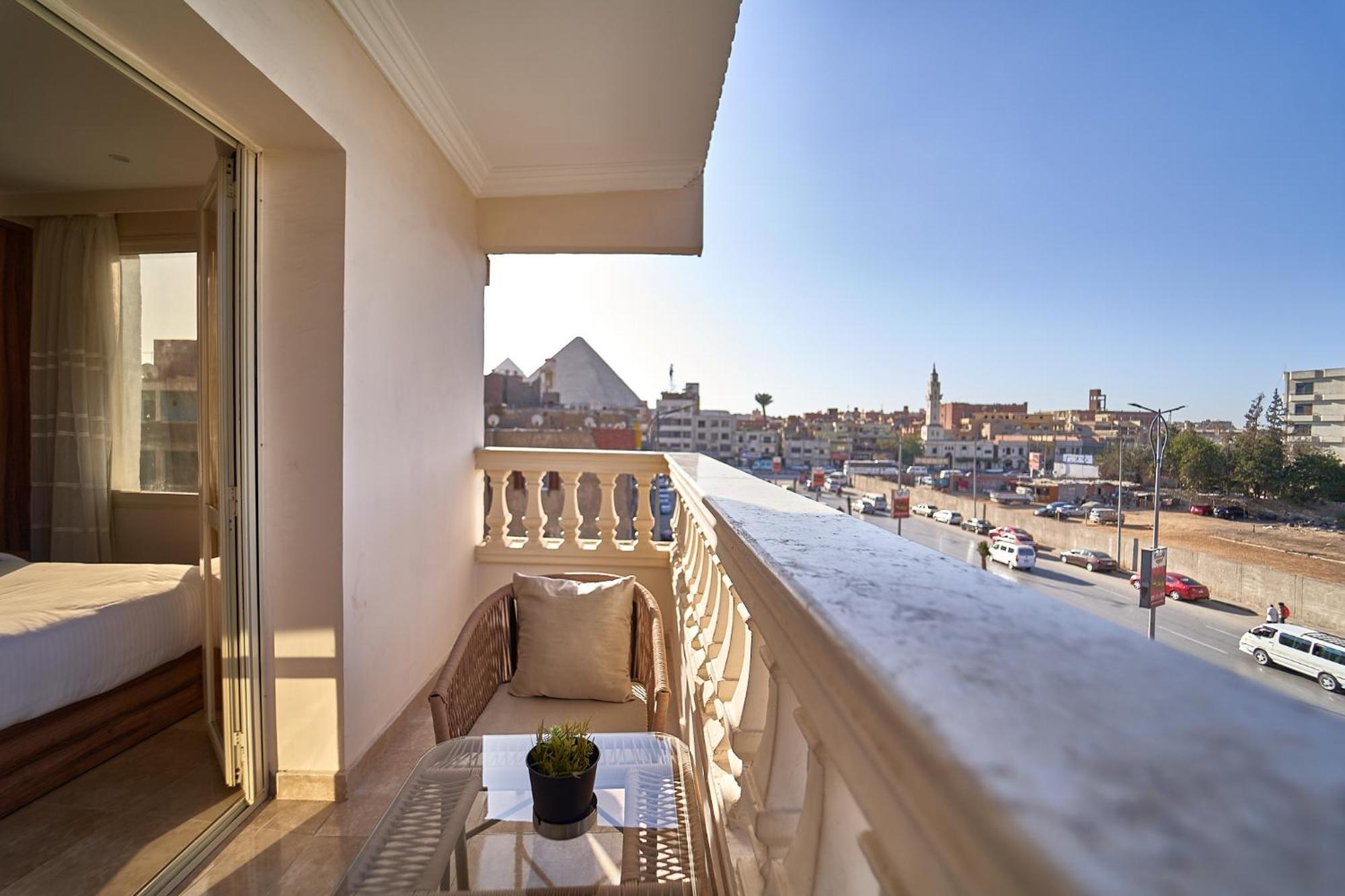 The Palace Pyramids Inn Nazlet el-Sîsi Exterior photo